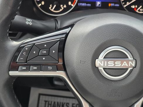 Used 2024 Nissan Altima 2.5 SV w/ SV Premium Package FWD image 16