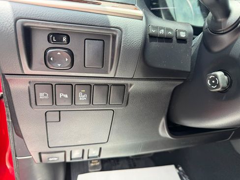 Used 2017 Lexus ES 350 w/ Premium Package FWD image 27