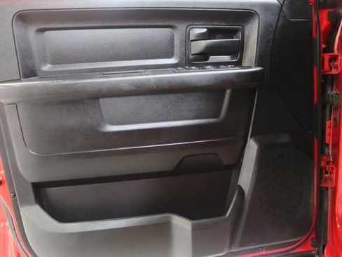 Used 2020 RAM 1500 Tradesman w/ Tradesman SXT Package RWD image 17