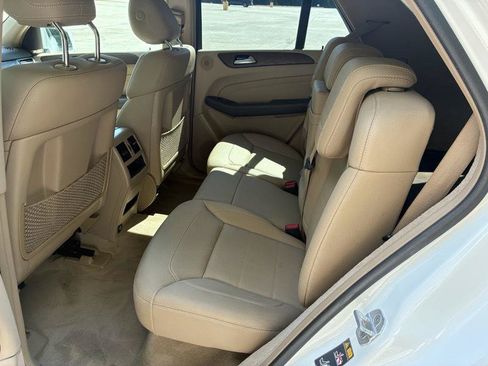 Used 2015 Mercedes-Benz ML 350 2WD image 25