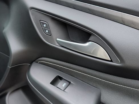 New 2026 Buick Envista Sport Touring w/ Studio Series FWD image 41