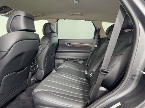 Used 2023 Genesis GV80 2.5T image 35