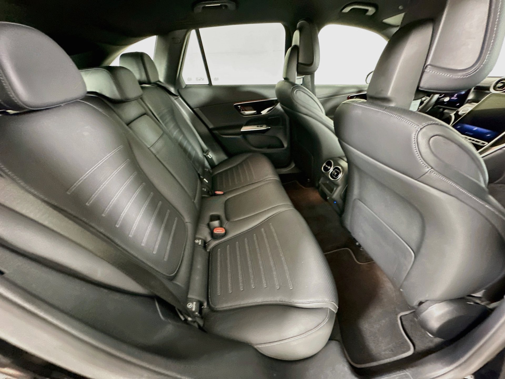 Certified 2024 Mercedes-Benz GLC 300 4MATIC image 26