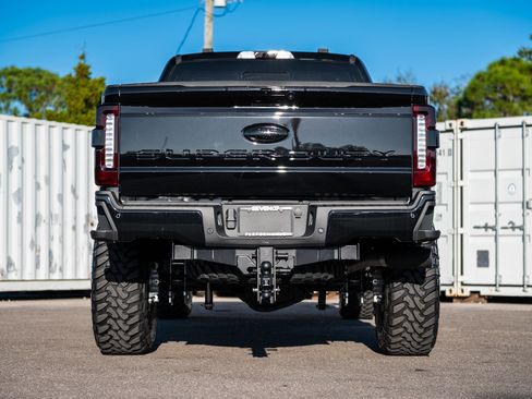 New 2025 Ford F250 Lariat w/ Lariat Ultimate Package image 5