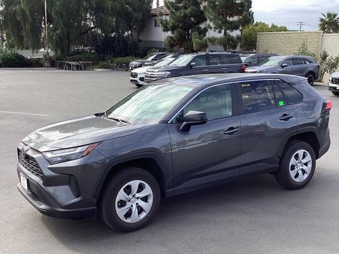 Used 2025 Toyota RAV4 LE image 5