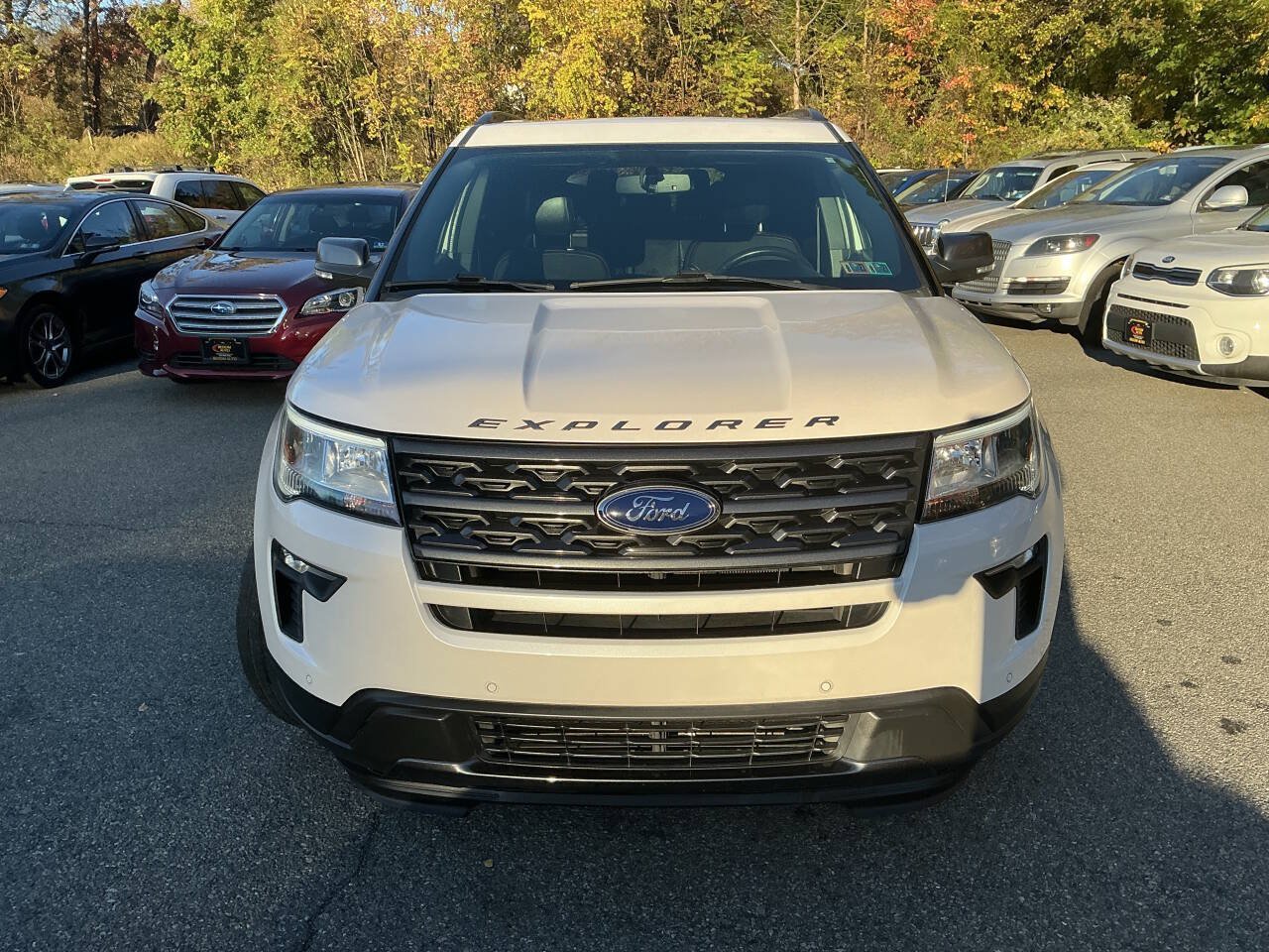 Used 2019 Ford Explorer XLT w/ Equipment Group 202A AWD/4WD image 2