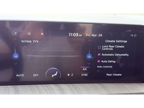 Used 2024 Kia Telluride EX w/ EX Captain's Chair Package AWD/4WD image 22