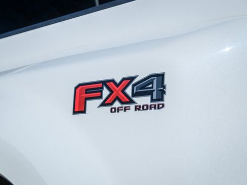 Used 2020 Ford F350 Lariat w/ Lariat Ultimate Package image 27