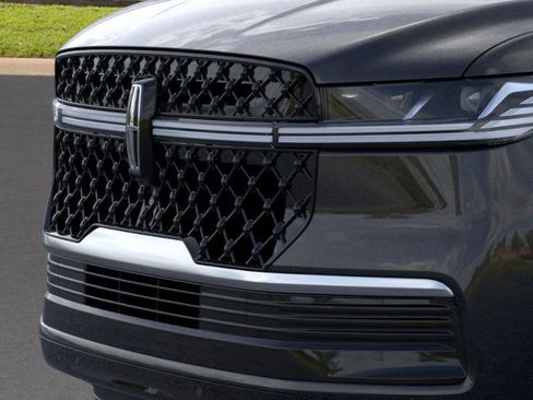 New 2026 Lincoln Navigator L Reserve w/ Jet Appearance Package image 15