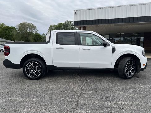 Used 2025 Ford Maverick Lariat w/ 4K Tow Package AWD/4WD image 4