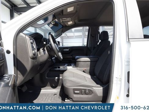 Used 2022 Chevrolet Silverado 1500 RST w/ LPO, Blackout Package AWD/4WD image 3