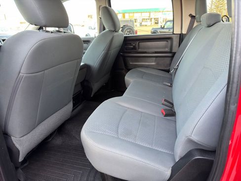 Used 2017 RAM 3500 Tradesman w/ Chrome Appearance Group image 30