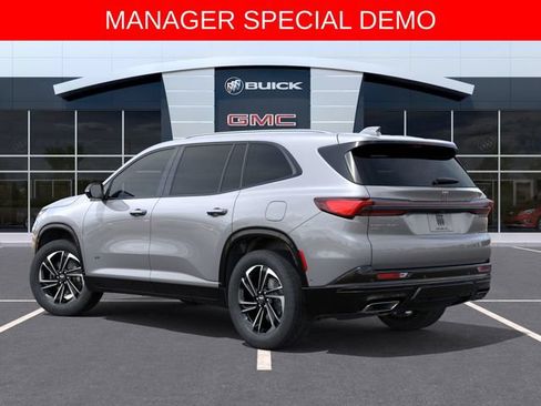 Used 2026 Buick Enclave Sport Touring w/ Power Package AWD/4WD image 3