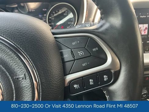 Used 2021 Jeep Compass Latitude w/ Sun and Sound Group FWD image 21