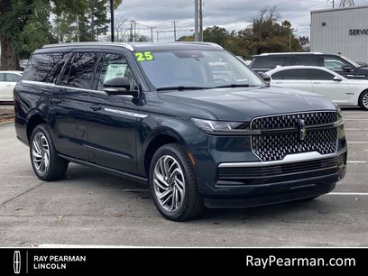 New 2025 Lincoln Navigator L Reserve