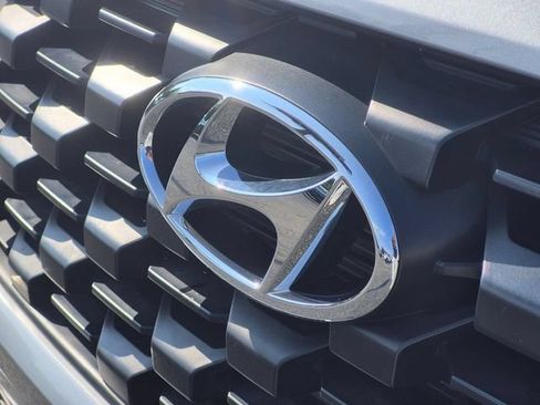 Used 2023 Hyundai Santa Fe SEL AWD/4WD image 9