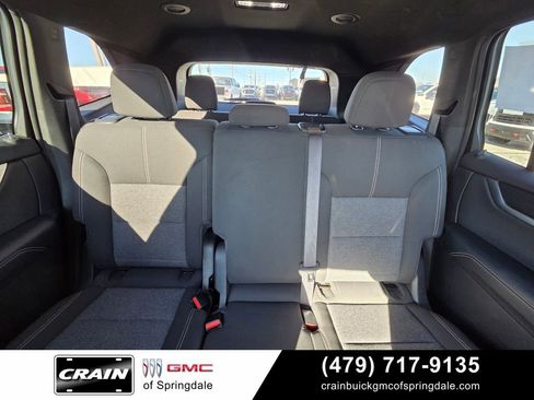 Used 2025 GMC Acadia Elevation AWD/4WD image 30