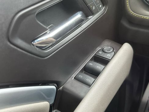 Used 2026 Chevrolet Colorado ZR2 w/ Technology Package image 19