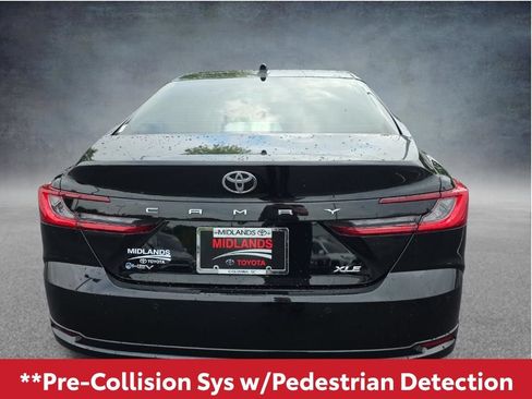 Used 2026 Toyota Camry XLE w/ Premium Plus Package FWD image 12
