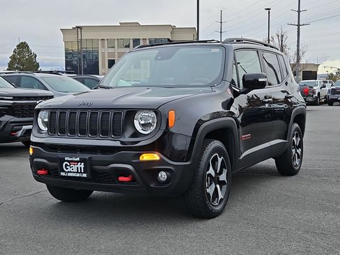 Used 2022 Jeep Renegade Trailhawk w/ Sun/Sound Group image 10