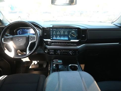 Used 2023 Chevrolet Silverado 1500 RST image 12