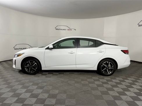 Certified 2024 Nissan Sentra SV image 5