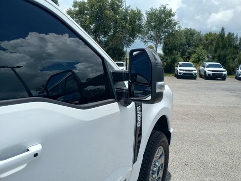 Certified 2025 Ford F250 Lariat w/ Black Appearance Package AWD/4WD image 9