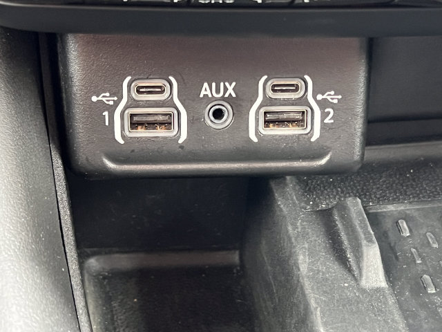 Used 2025 Dodge Durango GT AWD/4WD image 34