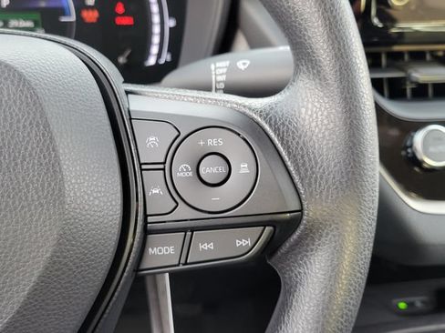 New 2026 Toyota Corolla LE w/ LE Premium Package FWD image 9