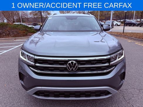 Used 2022 Volkswagen Atlas Cross Sport SE image 2