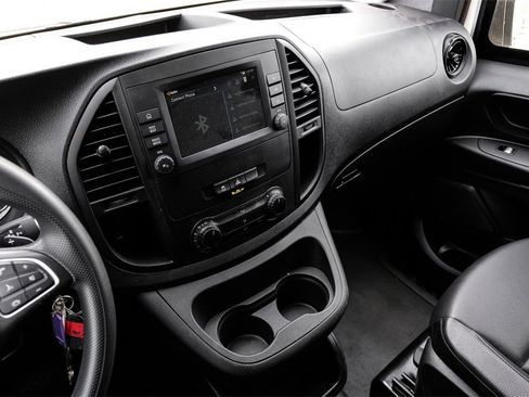 Used 2023 Mercedes-Benz Metris image 20