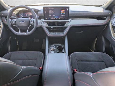 Used 2025 Ford Explorer ST AWD/4WD image 19