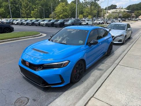 Used 2024 Honda Civic Type R image 4