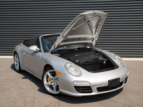 Used 2010 Porsche 911 Carrera S RWD image 25