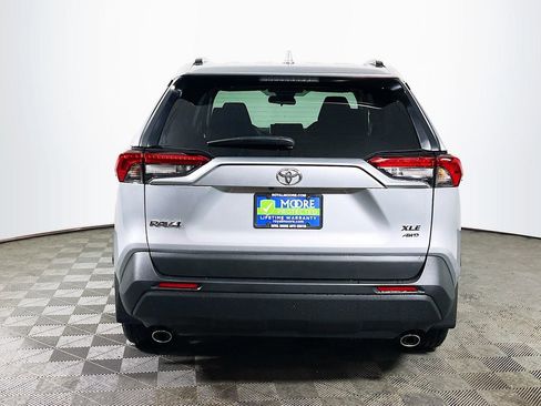 Used 2025 Toyota RAV4 XLE AWD/4WD image 7