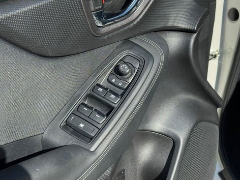 Used 2023 Subaru Forester Premium image 14