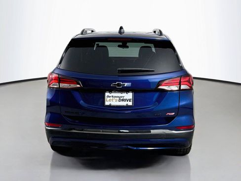 Used 2023 Chevrolet Equinox RS AWD/4WD image 12