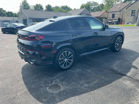 Used 2023 BMW X6 xDrive40i w/ M Sport Package AWD/4WD image 5