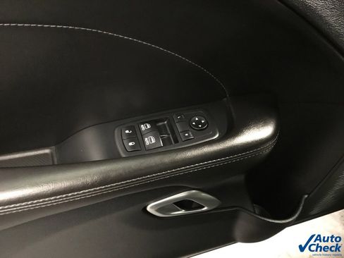 Used 2018 Dodge Challenger GT image 19