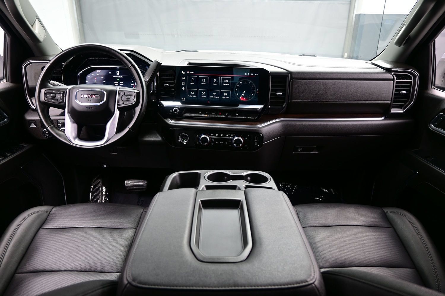 Used 2024 GMC Sierra 1500 SLT AWD/4WD image 20