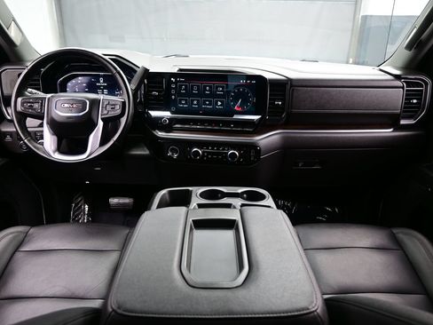 Used 2024 GMC Sierra 1500 SLT AWD/4WD image 20