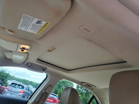 Used 2010 Ford Fusion SEL FWD image 16
