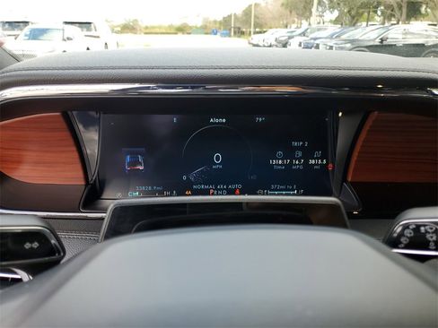 Certified 2022 Lincoln Navigator L Reserve image 26