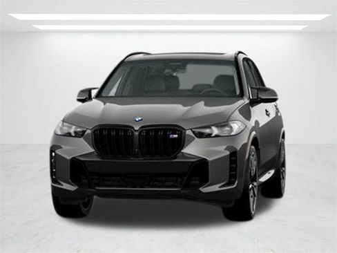 New 2026 BMW X5 M60i w/ Executive Package image 3