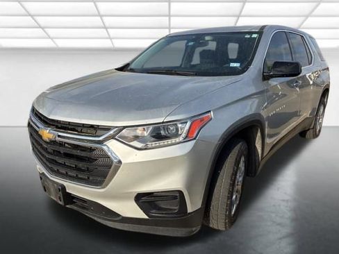 Used 2020 Chevrolet Traverse LS w/ LPO, Floor Liner Package image 3