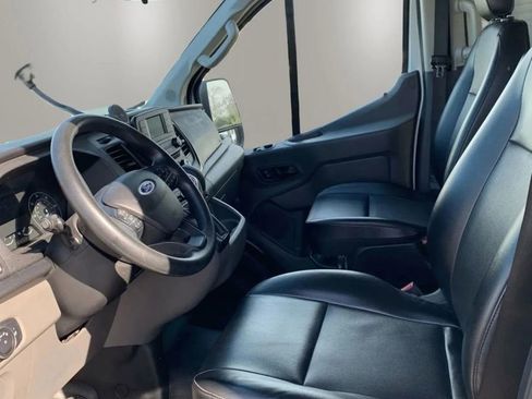 Used 2020 Ford Transit 250 Low Roof RWD image 7