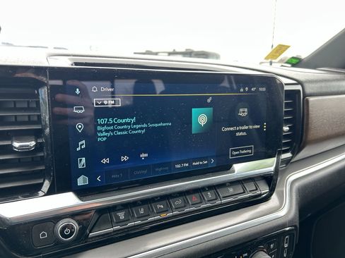 Used 2025 Chevrolet Silverado 3500 High Country w/ Technology Package image 28