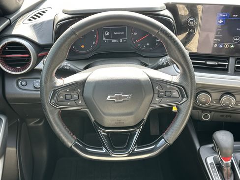 Certified 2024 Chevrolet Trax RS w/ Driver Confidence Package image 23