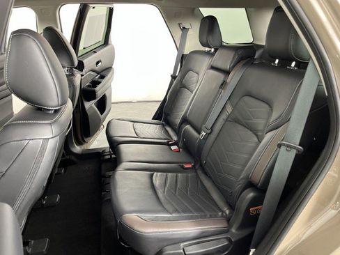 Used 2023 Nissan Pathfinder Platinum w/ Cargo Package AWD/4WD image 41