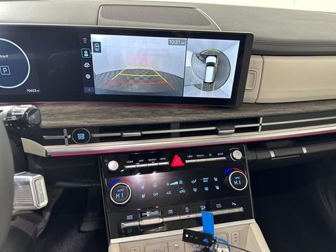 Used 2024 Hyundai Santa Fe Calligraphy image 22